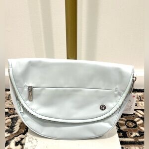 NWT Lululemon All Night Festival Bag 5L